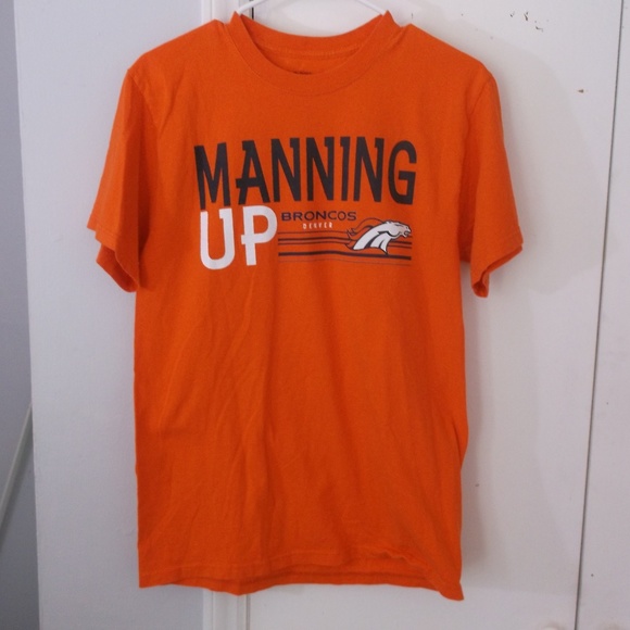 C Port & Co Other - CPort & Co Manning Up #18 Denver Broncos T-shirt M